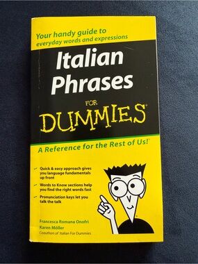Italian Phrases For Dummies - Yellow & Black Phrasebook